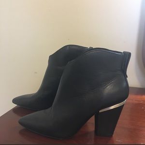 1. State ankle boots